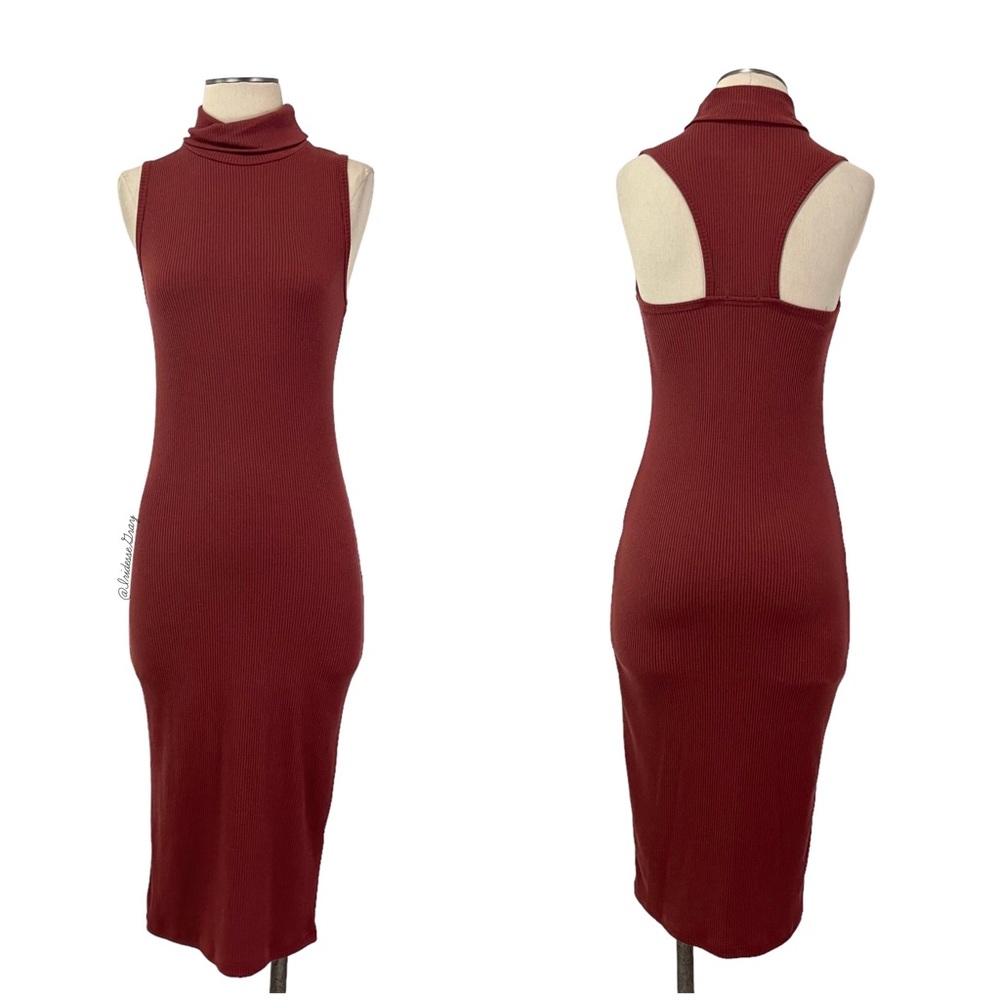 Mai Tai- Rust Mock Sleeveless Ribbed Midi Dress Size Large Juniors.